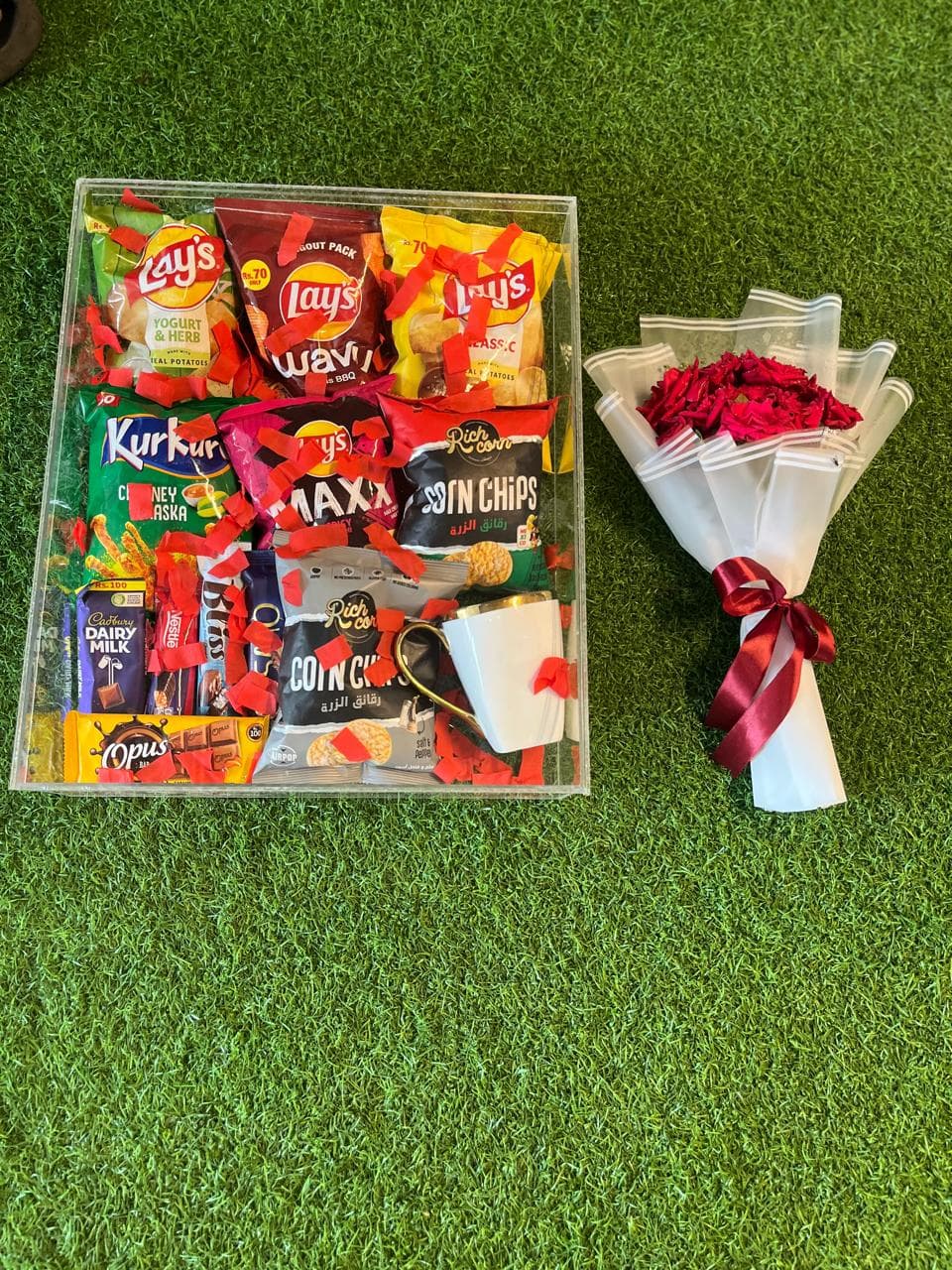 Birthday Gift Set With Sunflower Posy